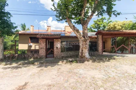 Casa com 4 Quartos à venda, 473m² no Teresópolis, Porto Alegre