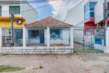 Casa com 3 Quartos à venda, 217m² no Jardim São Pedro, Porto Alegre