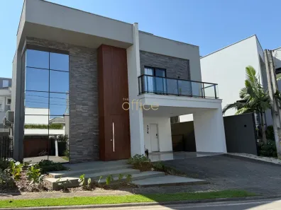 Casa de Condomínio com 3 Quartos à venda, 265m² no Vila Nova, Joinville