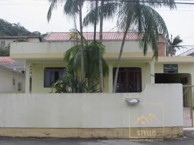 Casa com 3 Quartos à venda, 290m² no Forquilhas, São José