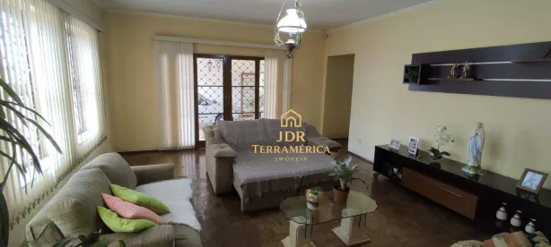 Casa com 3 Quartos à venda, 214m² no Cidade Jardim, Americana
