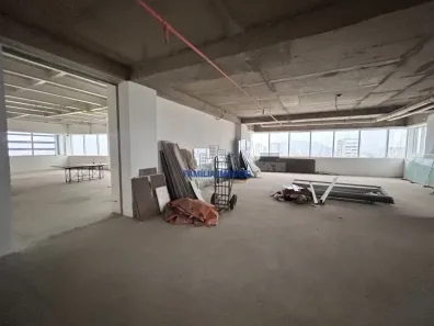 Sala Comercial para alugar, 172m² no Gonzaga, Santos