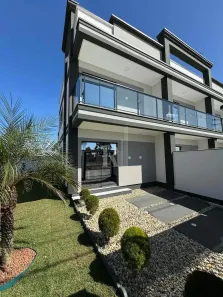 Casa com 2 Quartos à venda, 77m² no Centro, Tijucas