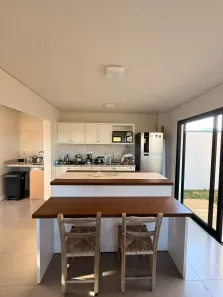 Sobrado com 2 Quartos à venda, 78m² no Palhocinha, Garopaba