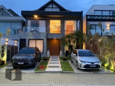 Casa de Condomínio com 4 Quartos à venda, 343m² no Recreio dos Bandeirantes, Rio de Janeiro