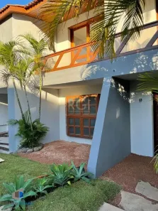 Casa de Condomínio com 3 Quartos à venda, 180m² no Santo Antônio, Porto Alegre