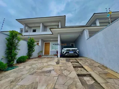 Casa de Condomínio com 3 Quartos à venda, 136m² no São José, Canoas