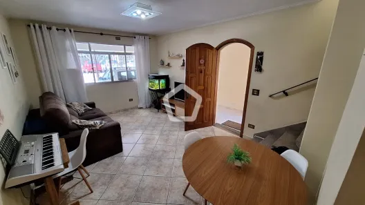 Casa com 3 Quartos à venda, 220m² no Jardim Independência, São Paulo