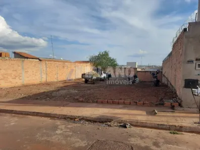 Lote/Terreno à venda, 125m² no Parque Gramado II, Araraquara