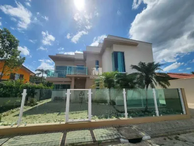 Casa com 3 Quartos à venda, 179m² no Centro, Guabiruba