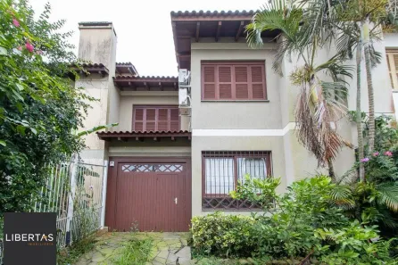Casa com 3 Quartos à venda, 171m² no Espírito Santo, Porto Alegre