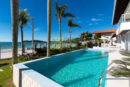 Casa com 6 Quartos à venda, 805m² no Centro, Bombinhas