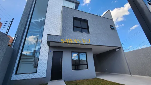 Sobrado com 3 Quartos à venda, 142m² no Uberaba, Curitiba