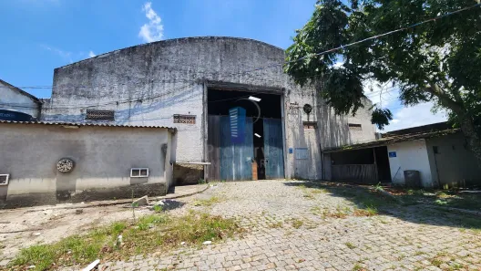 Galpão/Depósito/Armazém para alugar, 900m² no São João, Itajaí