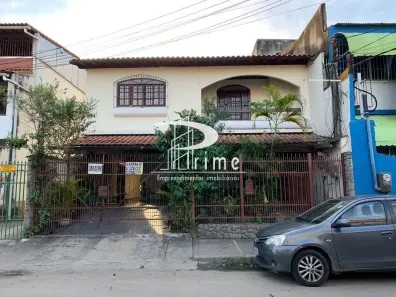 Sobrado com 2 Quartos à venda, 400m² no Centro, São Gonçalo