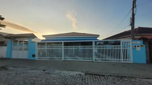 Casa com 9 Quartos à venda, 306m² no Boqueirão, Saquarema