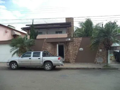 Casa com 5 Quartos à venda, 480m² no Centro, Piracicaba