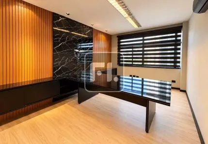 Sala Comercial para alugar, 150m² no Vila Olímpia, São Paulo