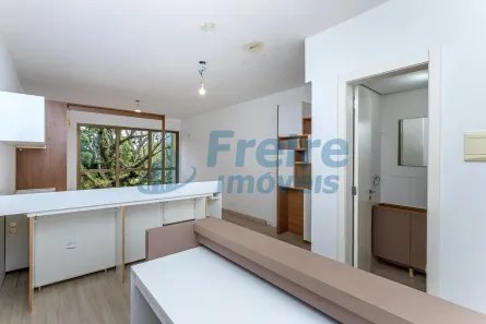 Sala Comercial para alugar, 28m² no Tristeza, Porto Alegre