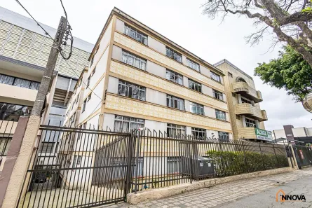 Apartamento com 2 Quartos à venda, 68m² no Água Verde, Curitiba