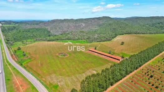 com 2 Quartos à venda, 1887600m² no , Goiás