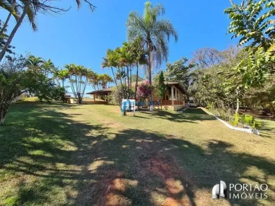 Fazenda/Sítio com 5 Quartos à venda, 1200m² no Chácaras Bauruenses, Bauru