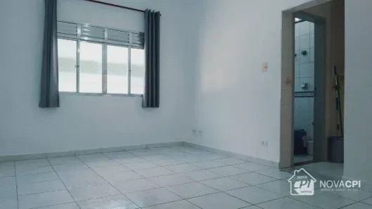 Kitnet para alugar, 30m² no Guilhermina, Praia Grande