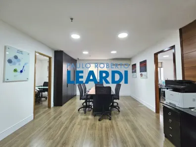 Sala Comercial à venda, 151m² no Indianópolis, São Paulo