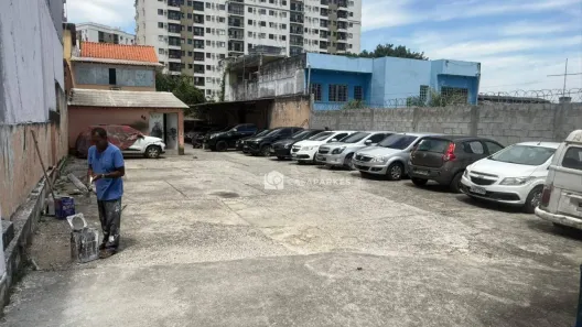 Galpão/Depósito/Armazém à venda, 650m² no Del Castilho, Rio de Janeiro