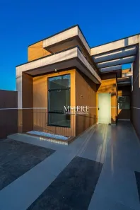 Casa com 3 Quartos à venda, 59m² no Pinheirinho, Curitiba