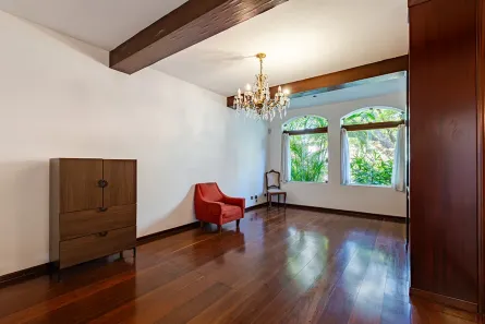 Sobrado com 4 Quartos para alugar, 401m² no Siciliano, São Paulo