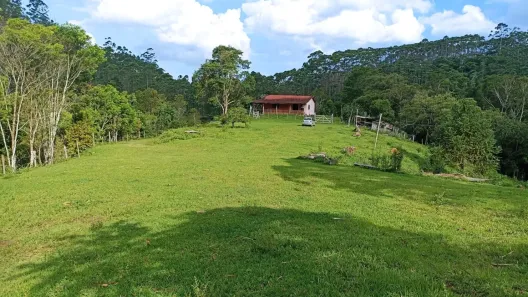 Fazenda/Sítio com 2 Quartos à venda, 350m² no Vila amelia, Paraibuna
