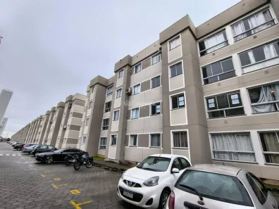 Apartamento com 2 Quartos para alugar, 46m² no Sertão do Maruim, São José