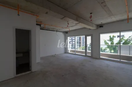 Sala Comercial para alugar, 70m² no Cerqueira César, São Paulo