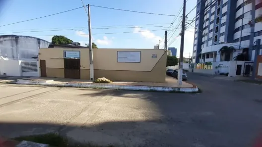 Casa com 3 Quartos à venda, 400m² no Capim Macio, Natal