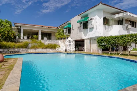 Casa com 4 Quartos à venda, 1007m² no Capim Macio, Natal