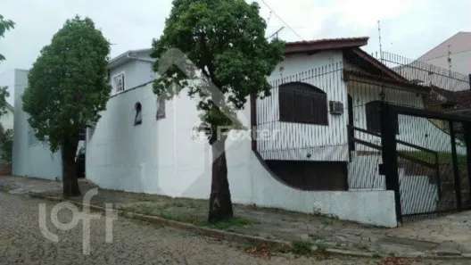 Casa com 3 Quartos à venda, 378m² no Vila Ipiranga, Porto Alegre