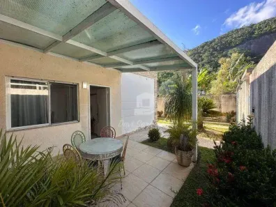 Casa com 2 Quartos à venda, 360m² no Jardim Imbuí, Niterói