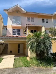 Casa com 3 Quartos para alugar, 215m² no Chácara Pavoeiro, Cotia