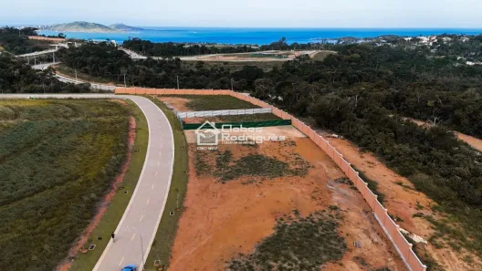 Lote/Terreno à venda, 675m² no Perocão, Guarapari