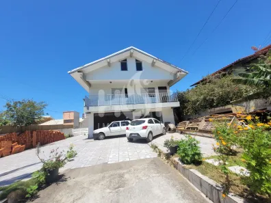 Casa com 3 Quartos à venda, 420m² no Campeche, Florianópolis