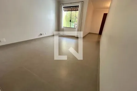 Casa com 4 Quartos à venda, 350m² no Pinheirinho, Santo André