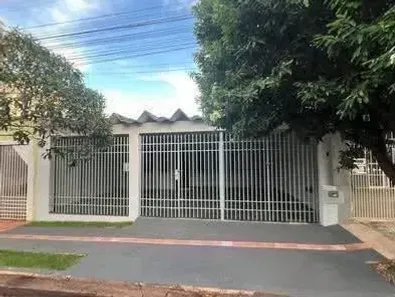 Casa com 2 Quartos à venda, 300m² no Vila Planalto, Campo Grande