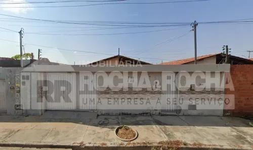 Casa com 3 Quartos para alugar, 60m² no Parque Sul, Teresina