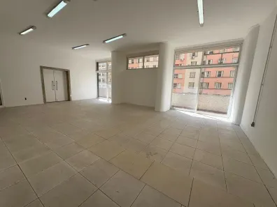 Sala Comercial com 1 Quarto à venda, 823m² no Centro Histórico, Porto Alegre