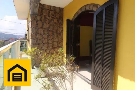 Sobrado com 3 Quartos à venda, 260m² no Jardim Itapark, Mauá