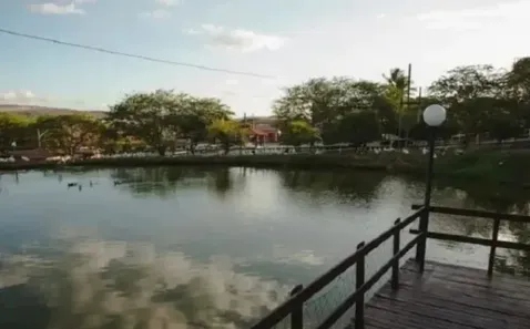 Casa de Condomínio com 3 Quartos para alugar, 90m² no Prado, Gravatá