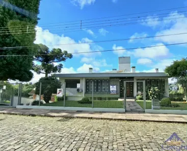Casa com 4 Quartos para alugar, 400m² no Petrópolis, Caxias do Sul