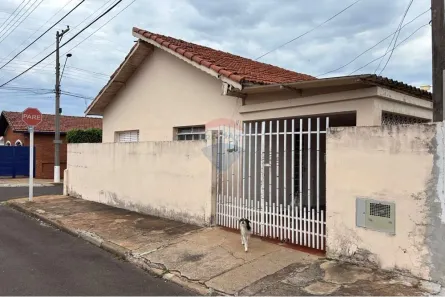 Casa com 2 Quartos à venda, 105m² no Vila Carmelo, Botucatu