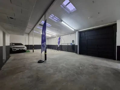 Galpão/Depósito/Armazém à venda, 220m² no Navegantes, Porto Alegre